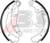 OPEL 1605462 Brake Shoe Set